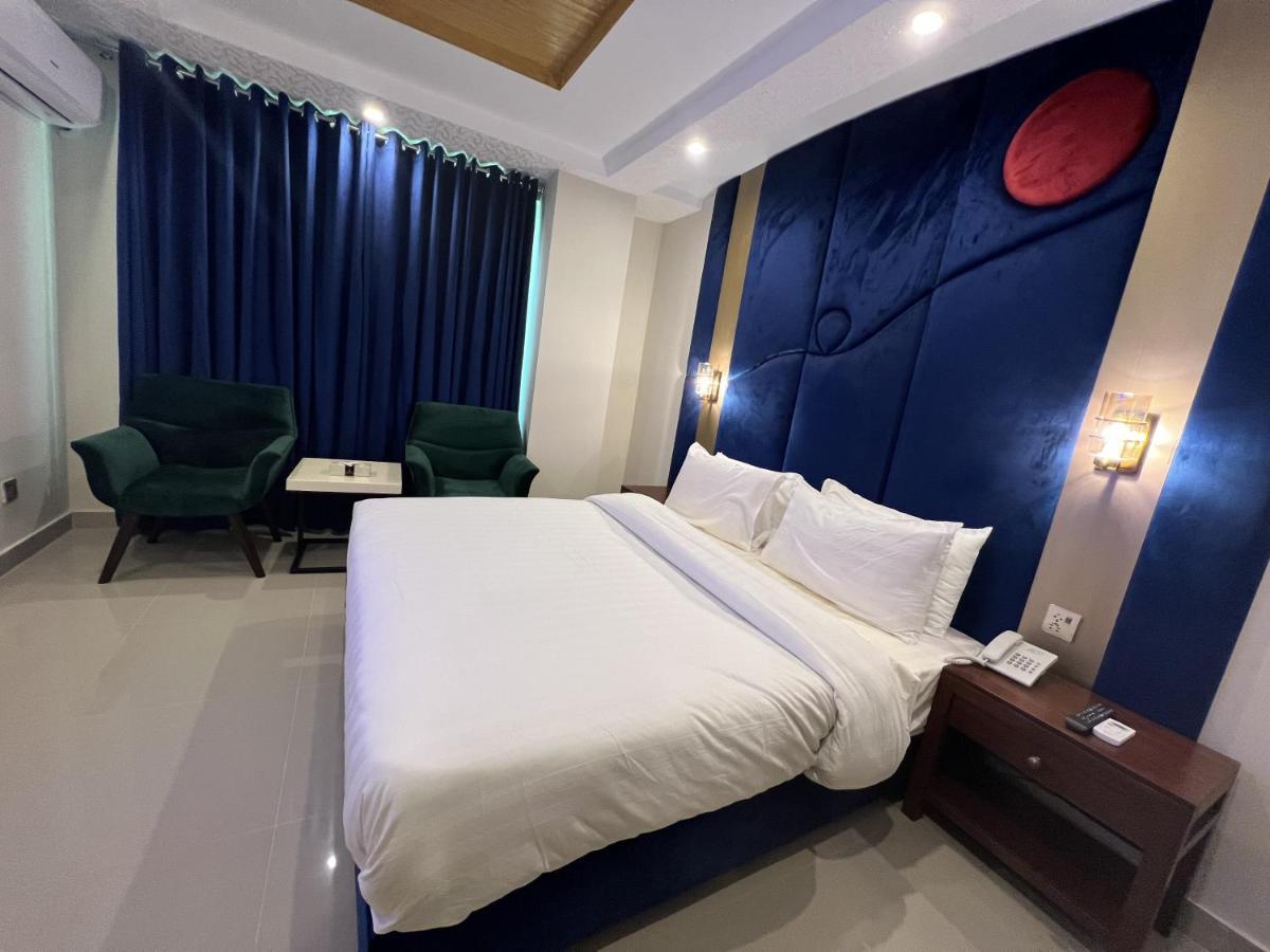 Shelton Suites Bhurban Esterno foto