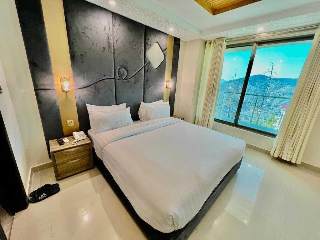 Shelton Suites Bhurban Esterno foto