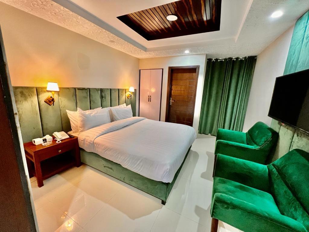 Shelton Suites Bhurban Esterno foto