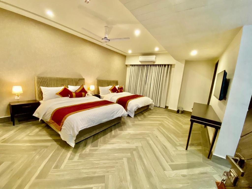 Shelton Suites Bhurban Esterno foto